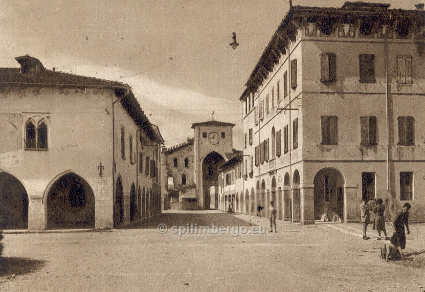 Spilimbergo, Piazza Plebiscito 1955.jpg
